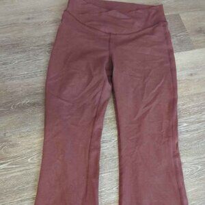 Old Navy girl size 14/16 high rise flare go dry powerchill leggings